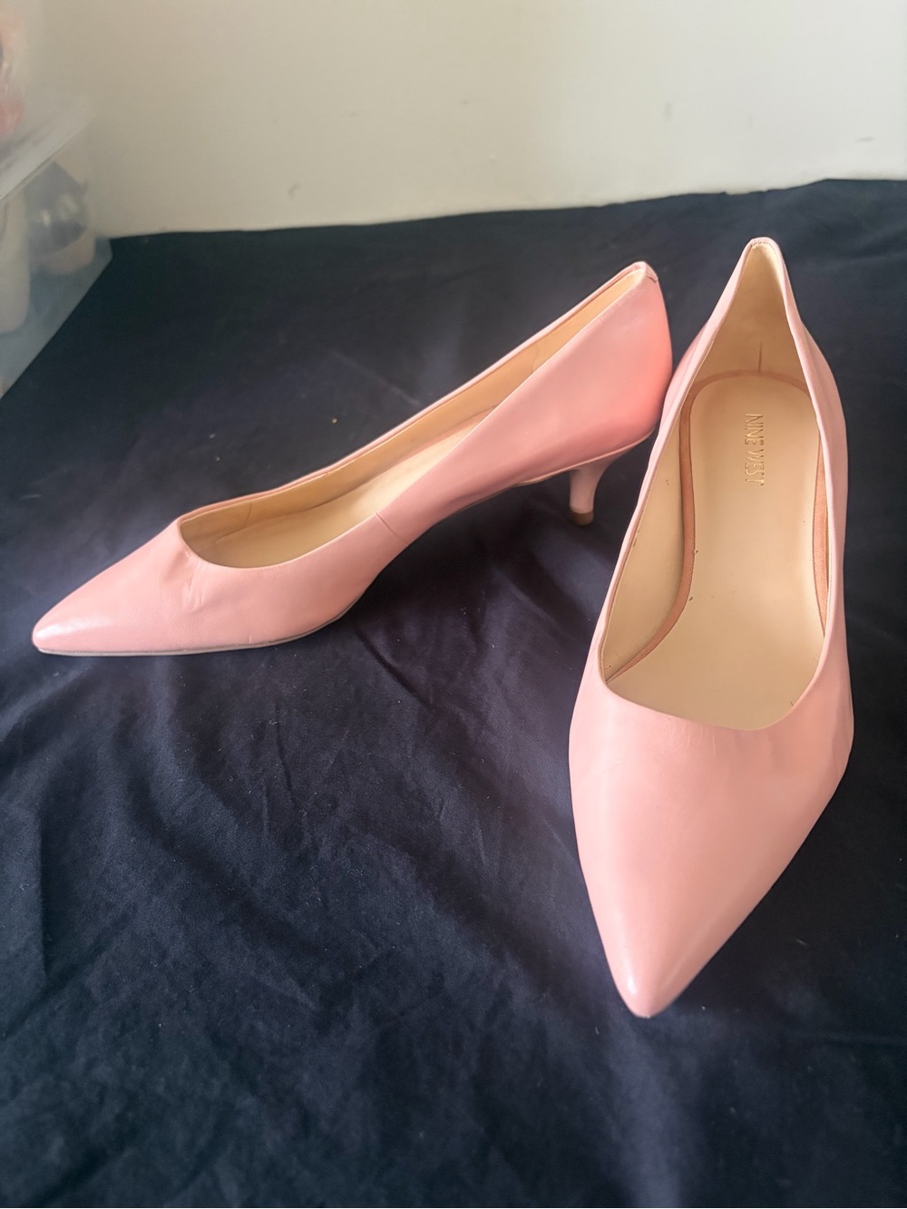 Nine West Pink Leather Pointed Toe Kitten Heels Size 10M